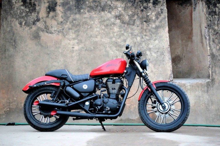 Royal Enfield Thunderbird Abdias By Puranam Designs