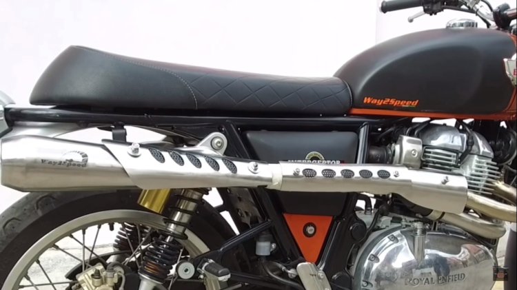 Royal Enfield Interceptor 650 Gets Scrambler Exhaust VIDEO