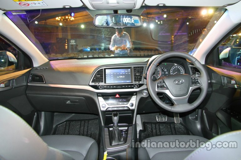 Hyundai Elantra Features And Specifications