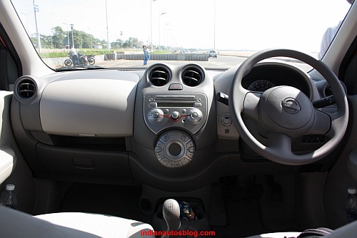  Indian Autos Blog - Revisión del Nissan Micra - Interiores