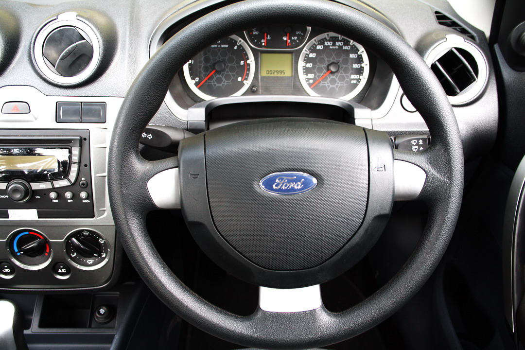 Thảm lót sàn ô tô 5D, 6D xe Ford Fiesta (MẪU MỚI NHẤT)