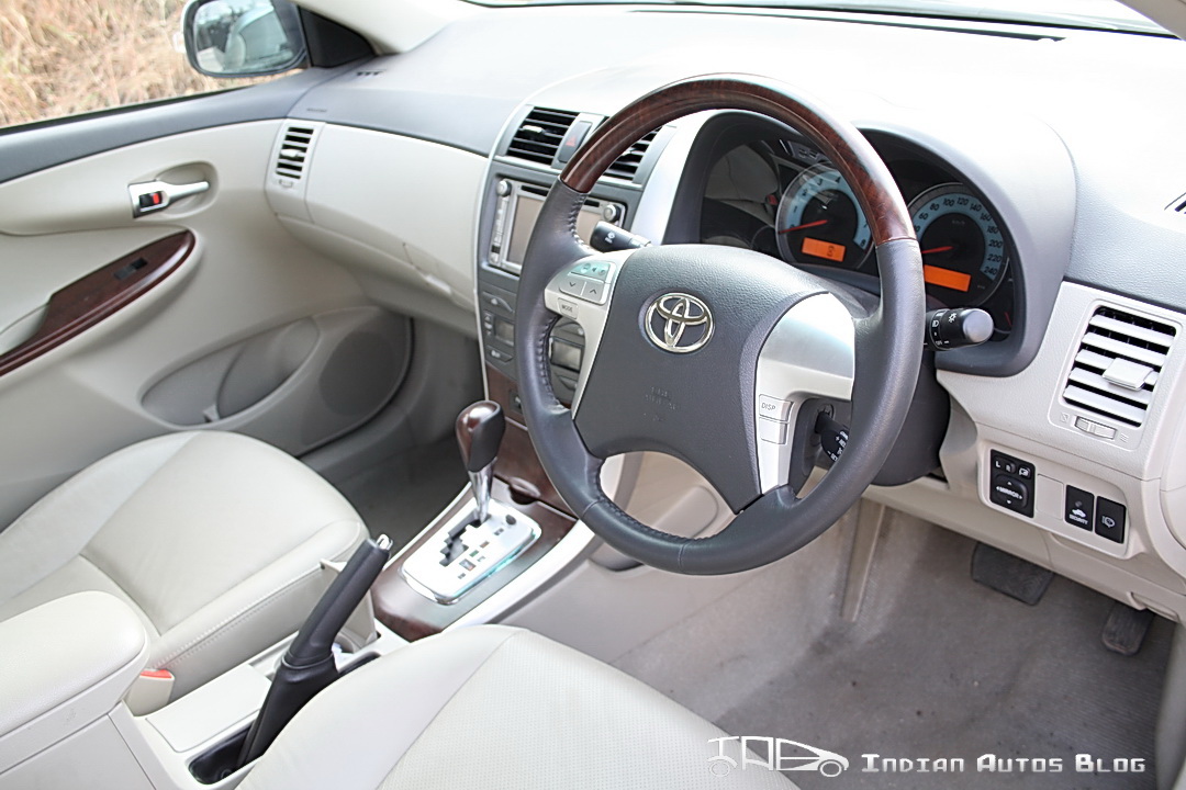 Toyota Corolla Altis Review The Interiors