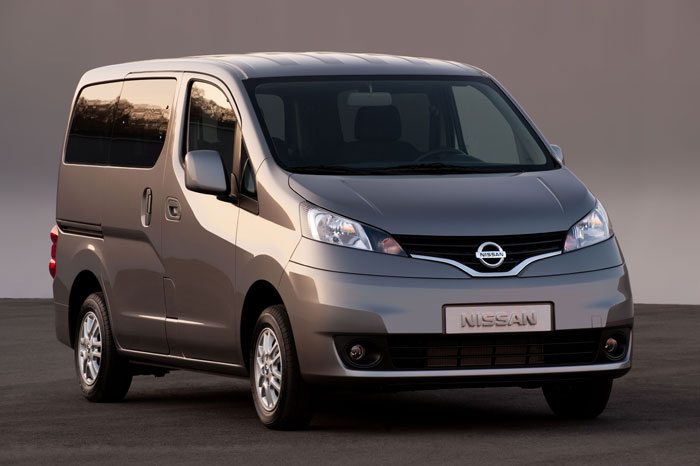 Nissan family hot sale van