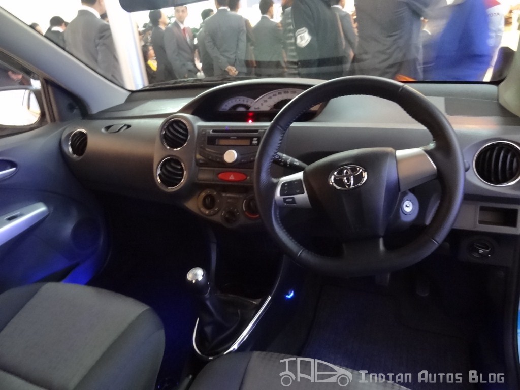 Toyota Etios Liva Gets New Interiors