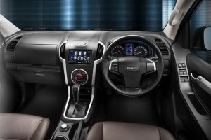 2012 Isuzu D-MAX interiors
