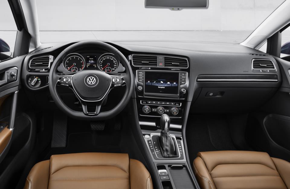VW Golf Mk7 is sitting on more than 120k bookings!
