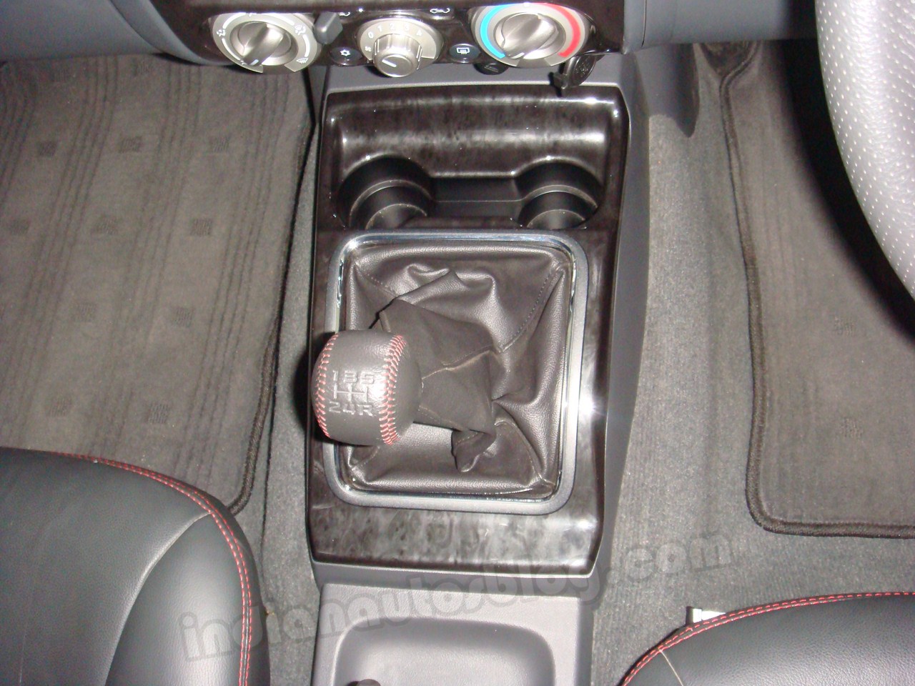 Manual gear transmission