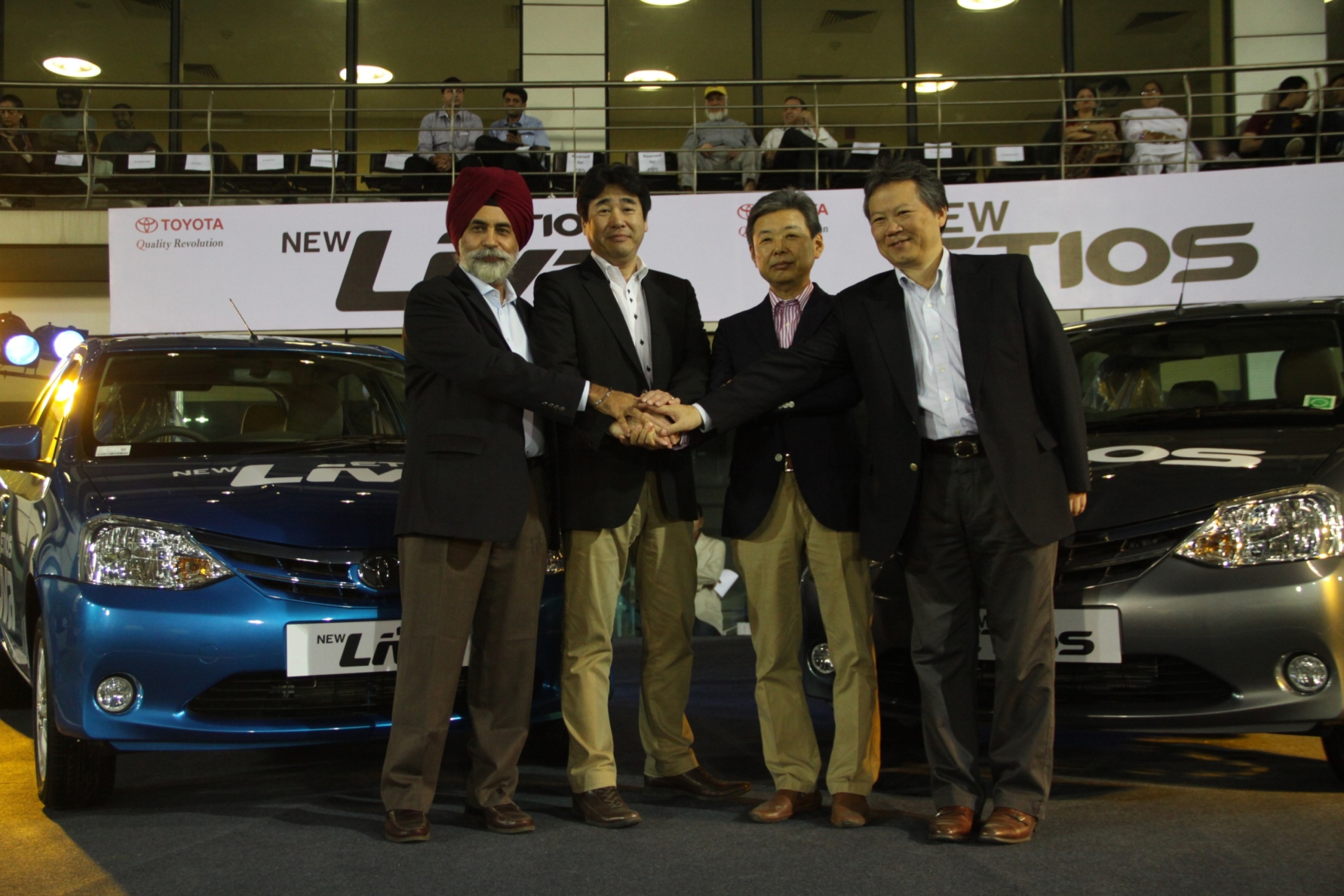 From L-R - Mr. Sandeep Singh, DMD & COO, Mktg & Commercial 