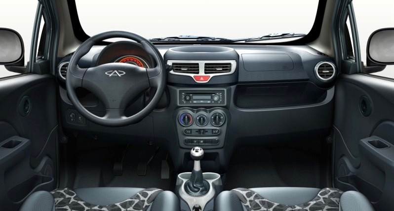 2013 Chery  QQ3 interior 