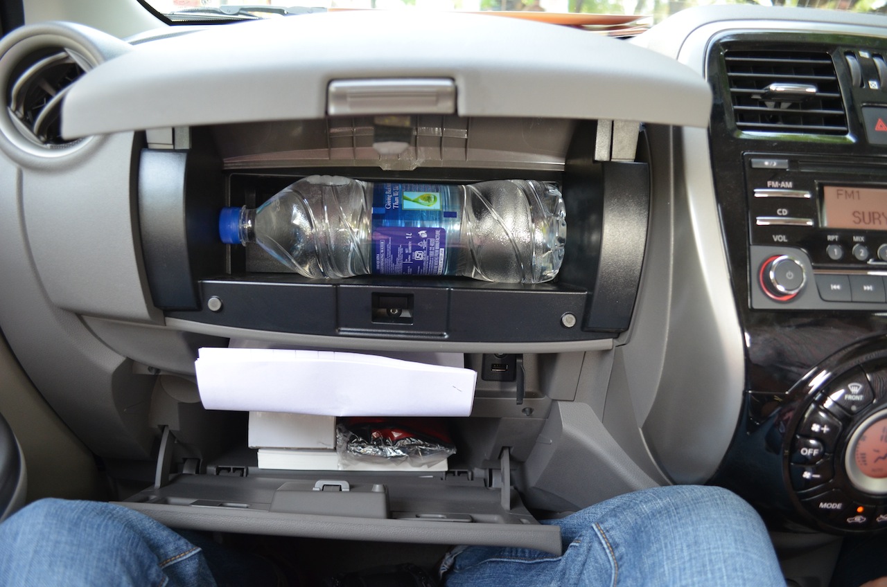 2013 Nissan Micra twin glovebox