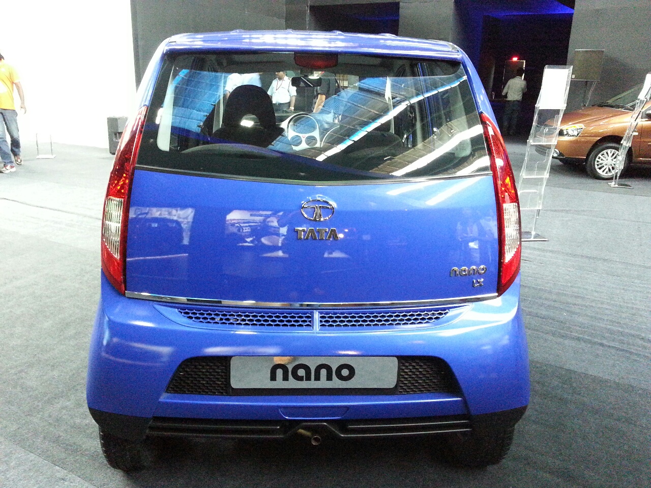 2013 Tata Nano gets Easy Steer Technology, new music system