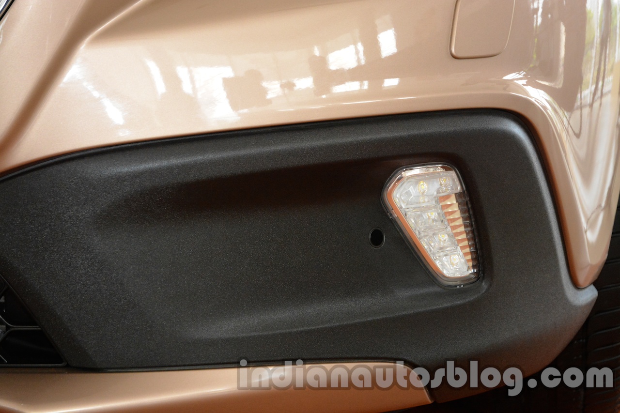 Foglight of the Volvo V40 Cross Country