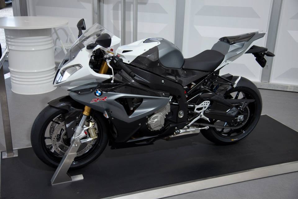 BMW Motorrad previews new color range for MY2014