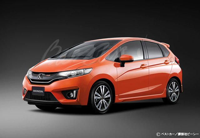 2014 Honda Jazz (Fit) details about engine and interior leak