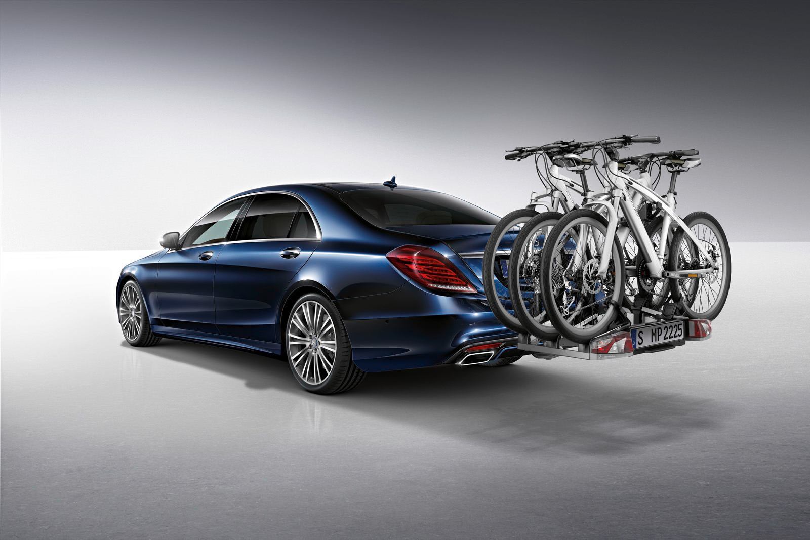 2014 Mercedes S Class official accessories announced