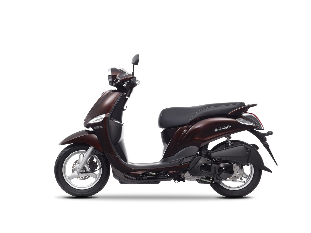 Left side of the Yamaha D'elight scooter