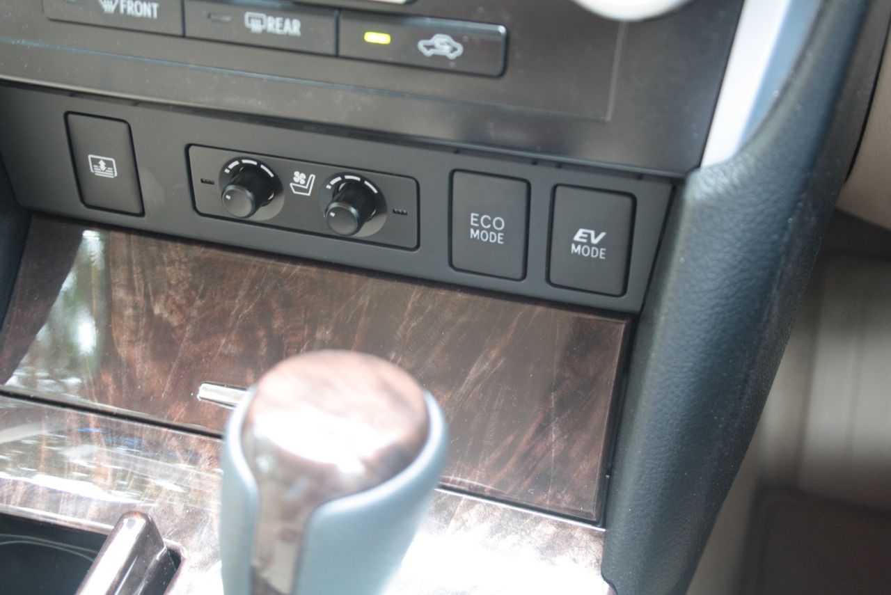 Toyota Camry Hybrid ECO and EV mode switch