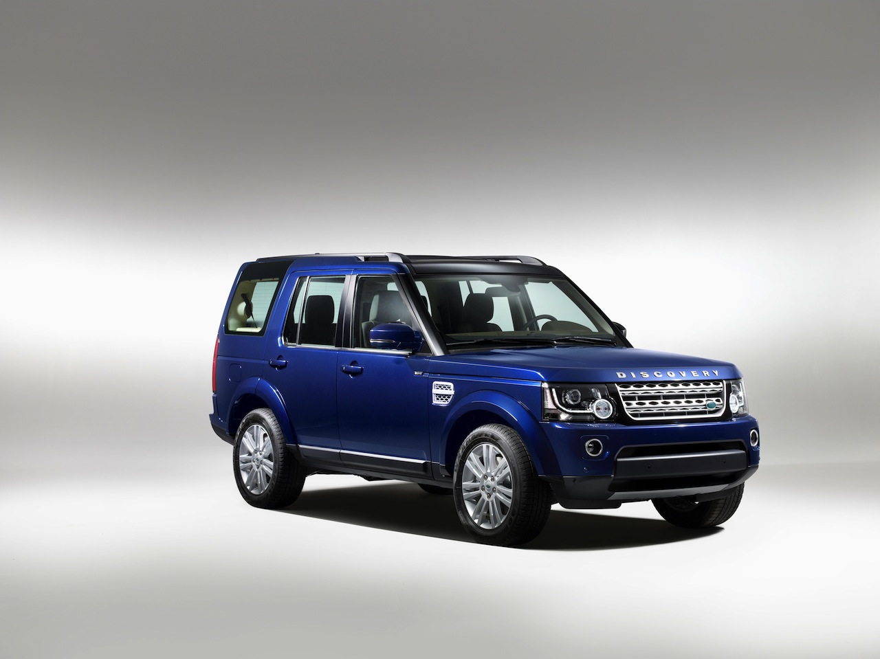 2014 Land Rover Discovery Facelift Revealed Debuts At Iaa