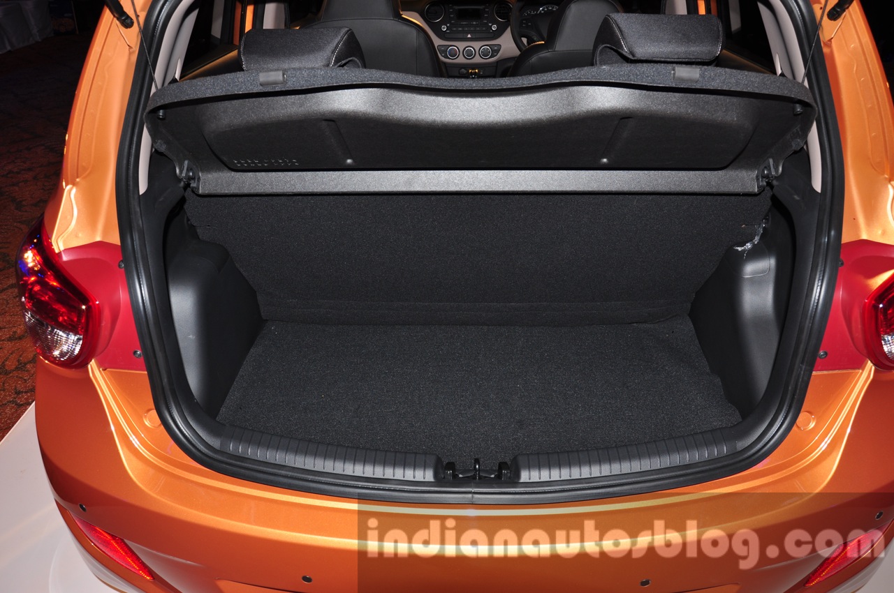 Hyundai Grand i10 boot