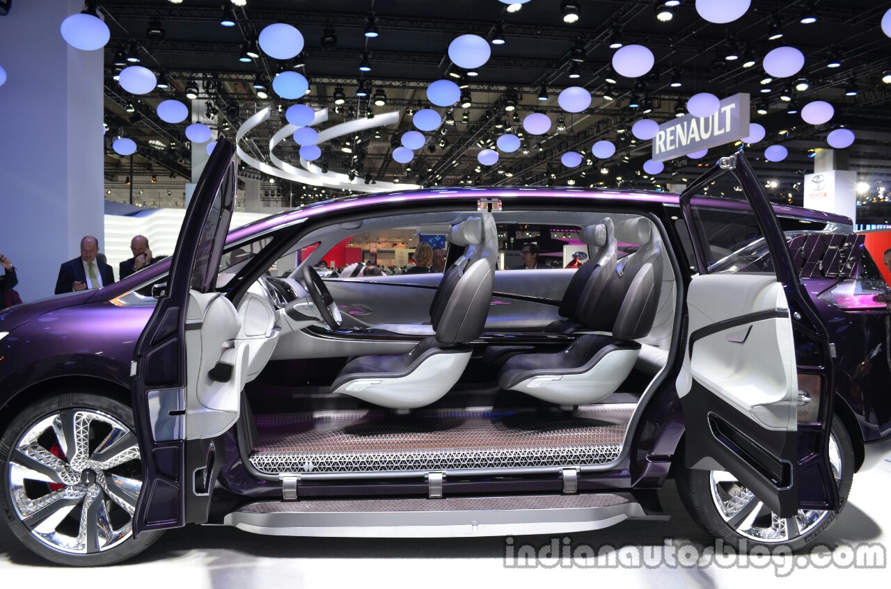 Interior of the Renault Initiale Paris Concept