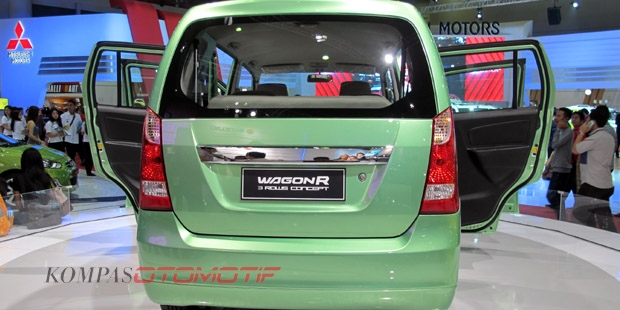 Suzuki Karimun Wagon R 7 seater MPV rear
