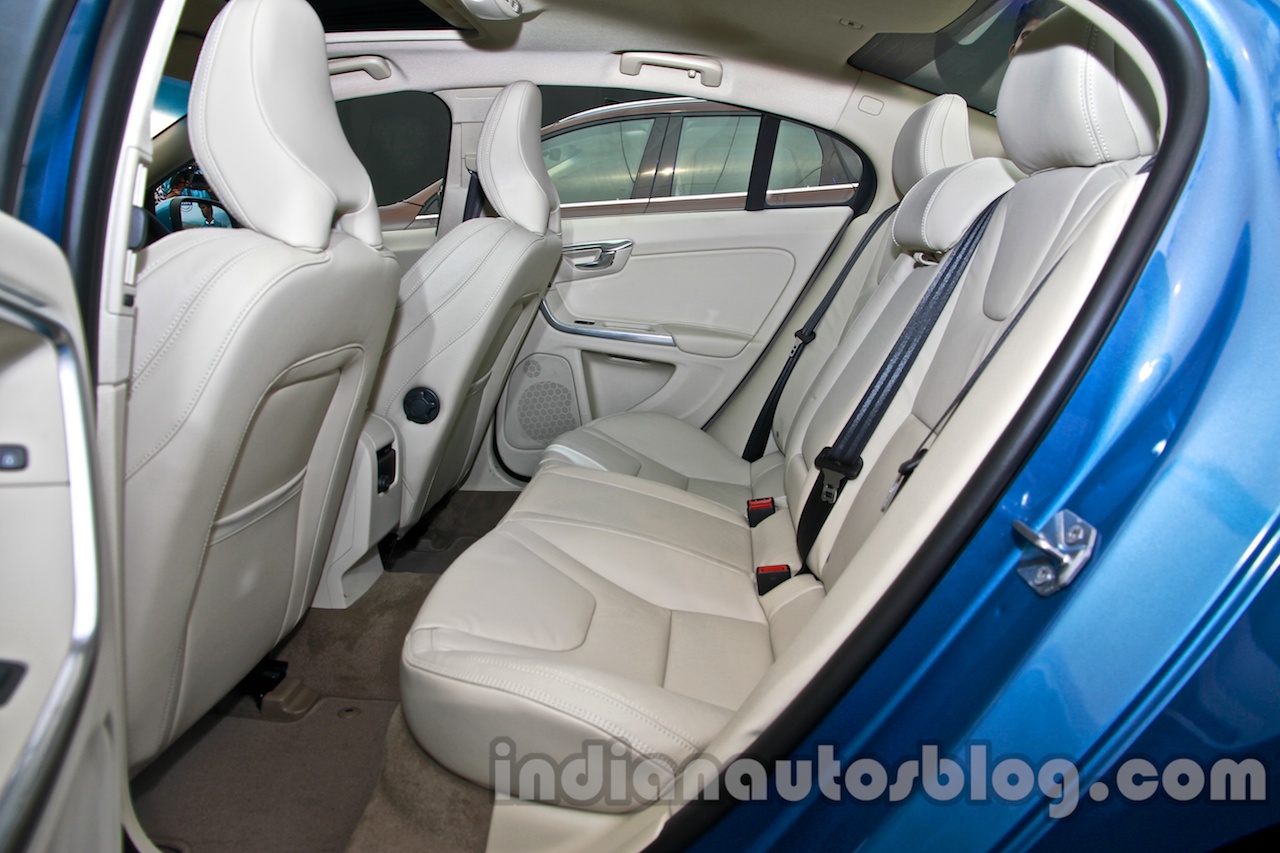 2014 Volvo S60 facelift India rear seats