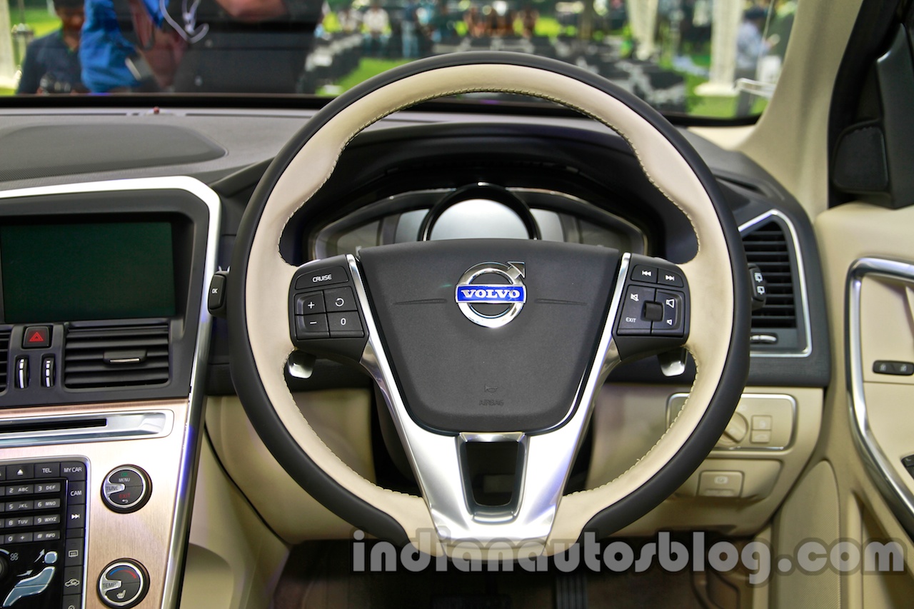 Volvo xc60 clearance steering wheel