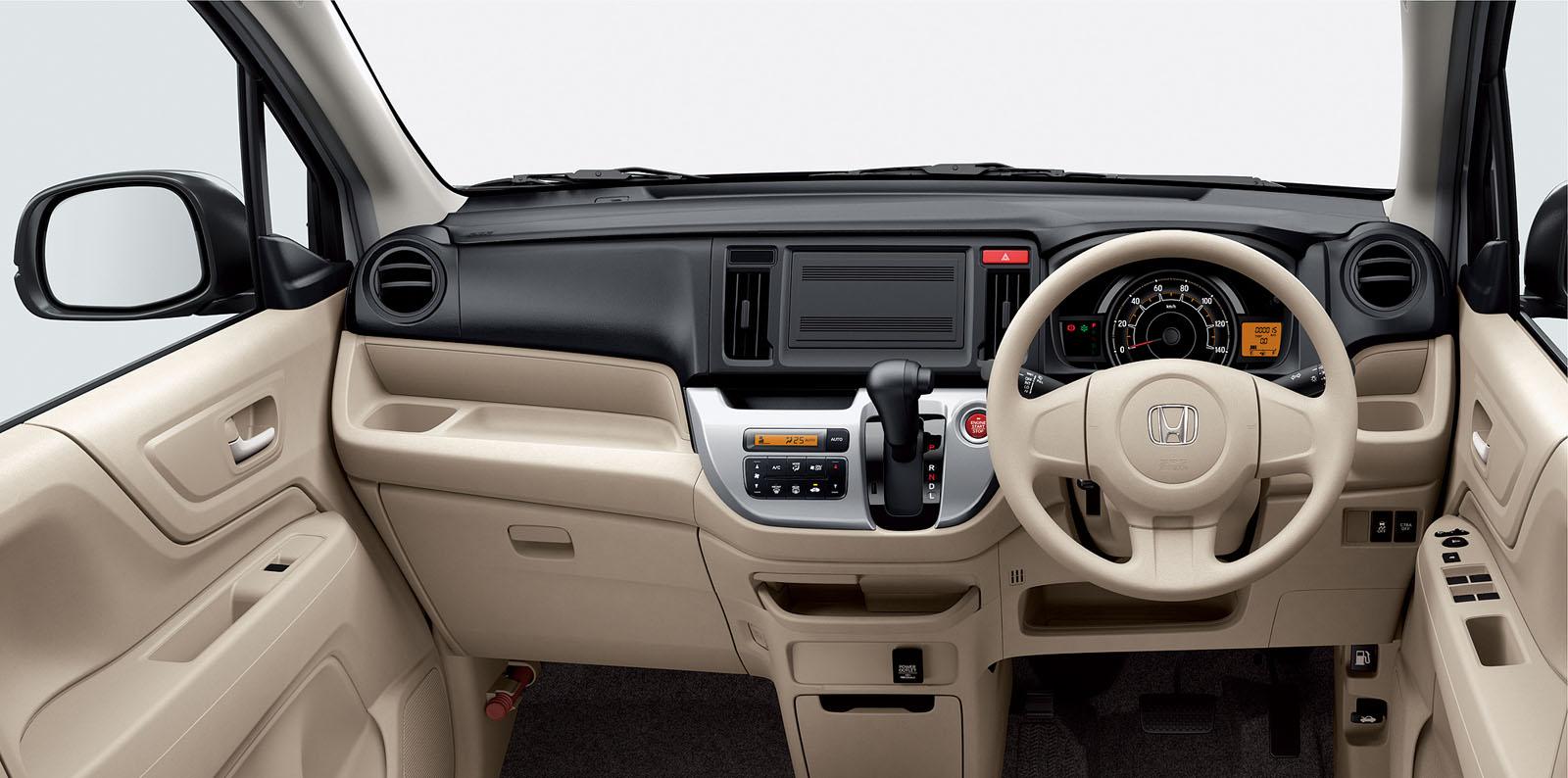 Honda N-WGN interior
