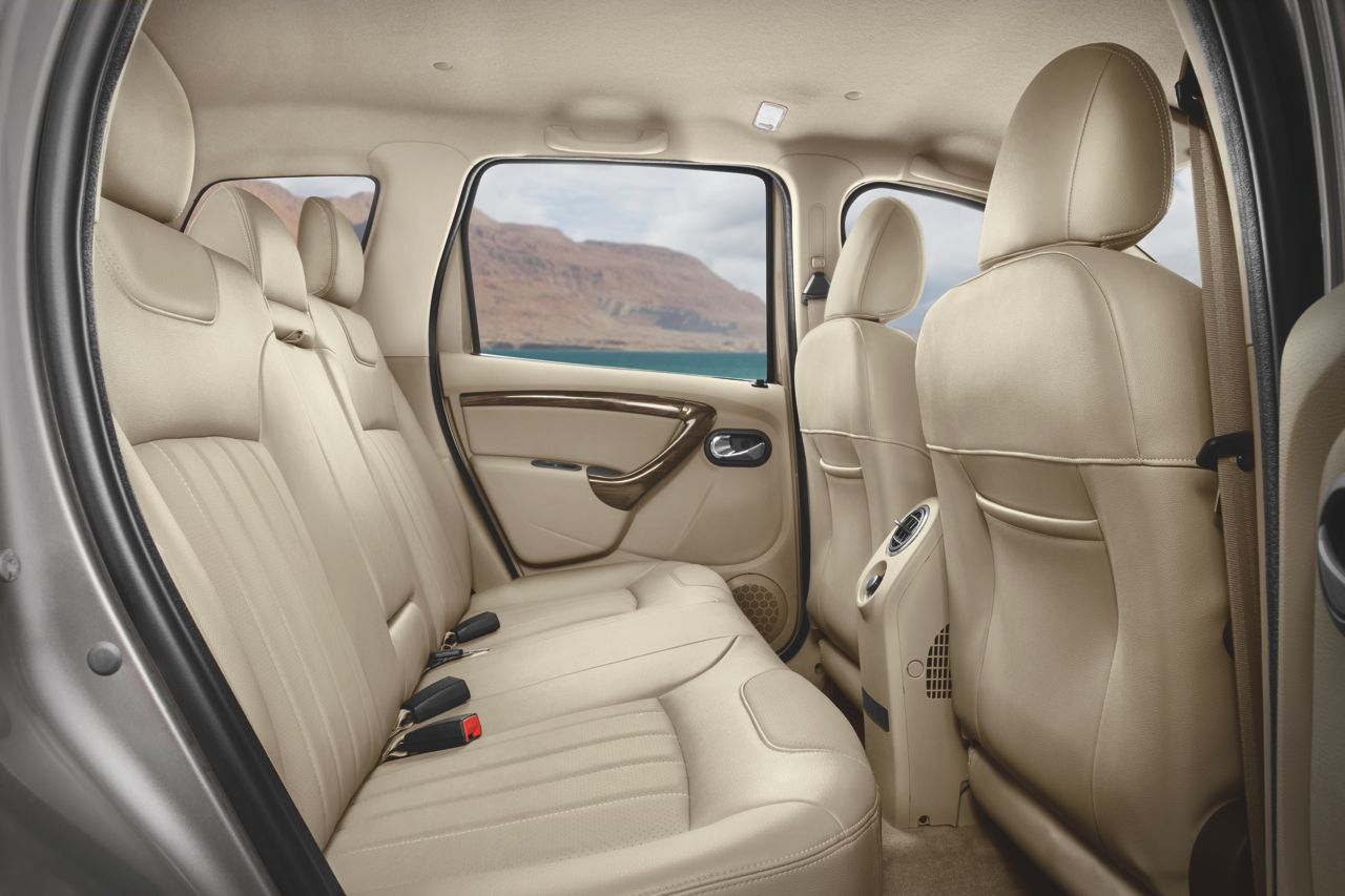 Nissan Terrano rear seat comfort