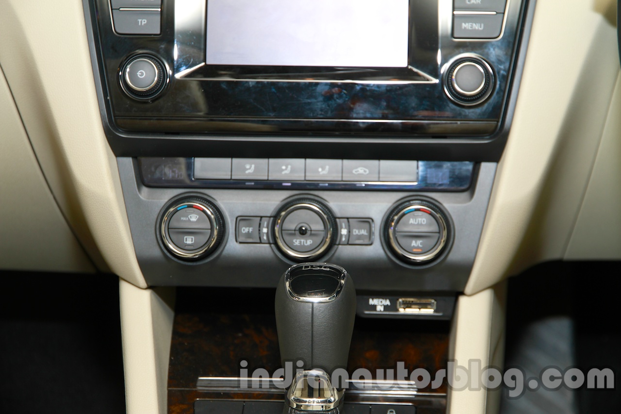 Skoda Octavia aircon controls