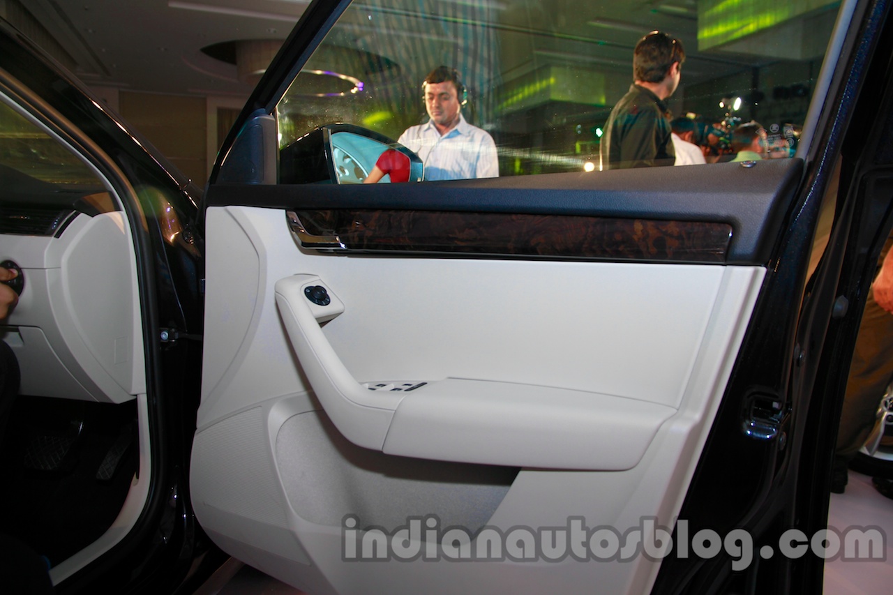 Skoda Octavia door pad