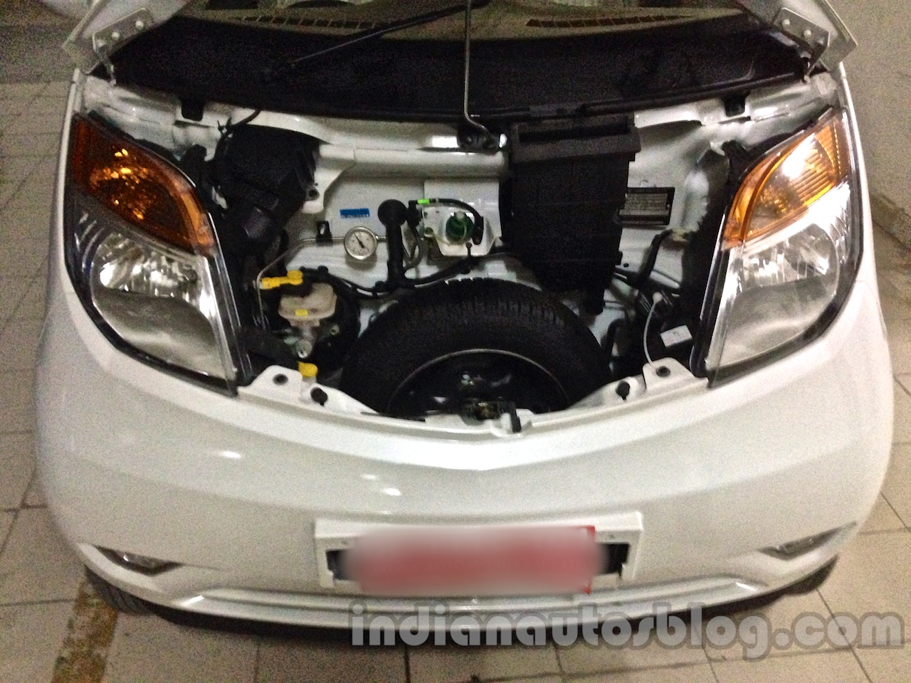 Tata Nano emax CNG LX variant under the hood