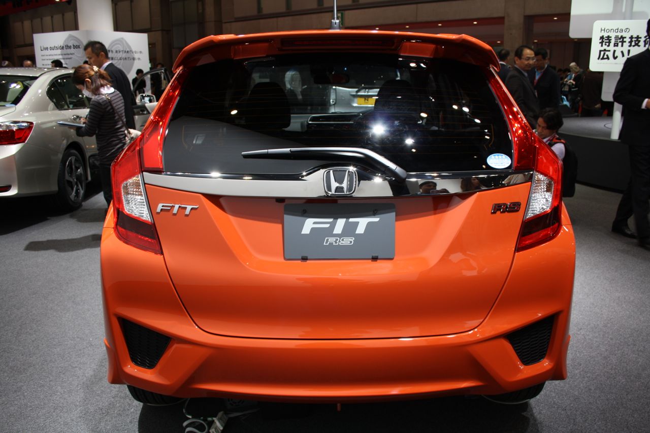 Honda fit комплектация rs