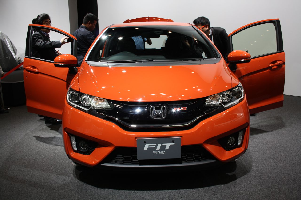 Honda fit комплектация rs