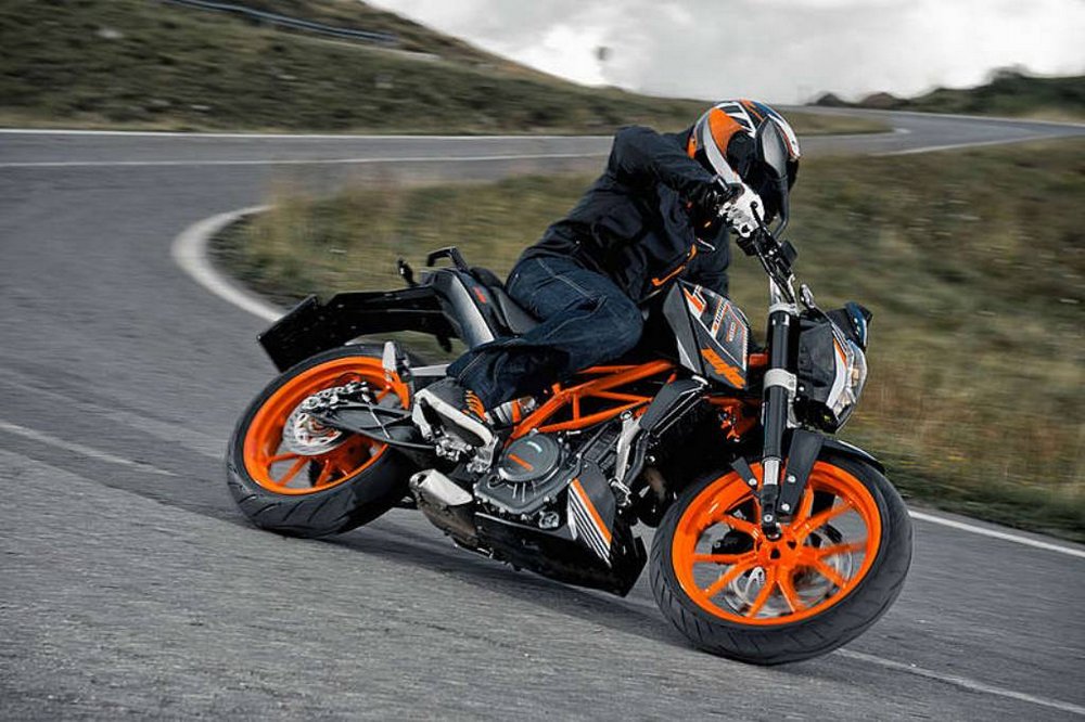 Ktm duke 390 фото