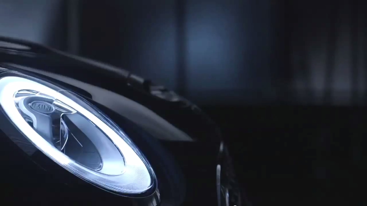 2014 Mini Cooper headlight