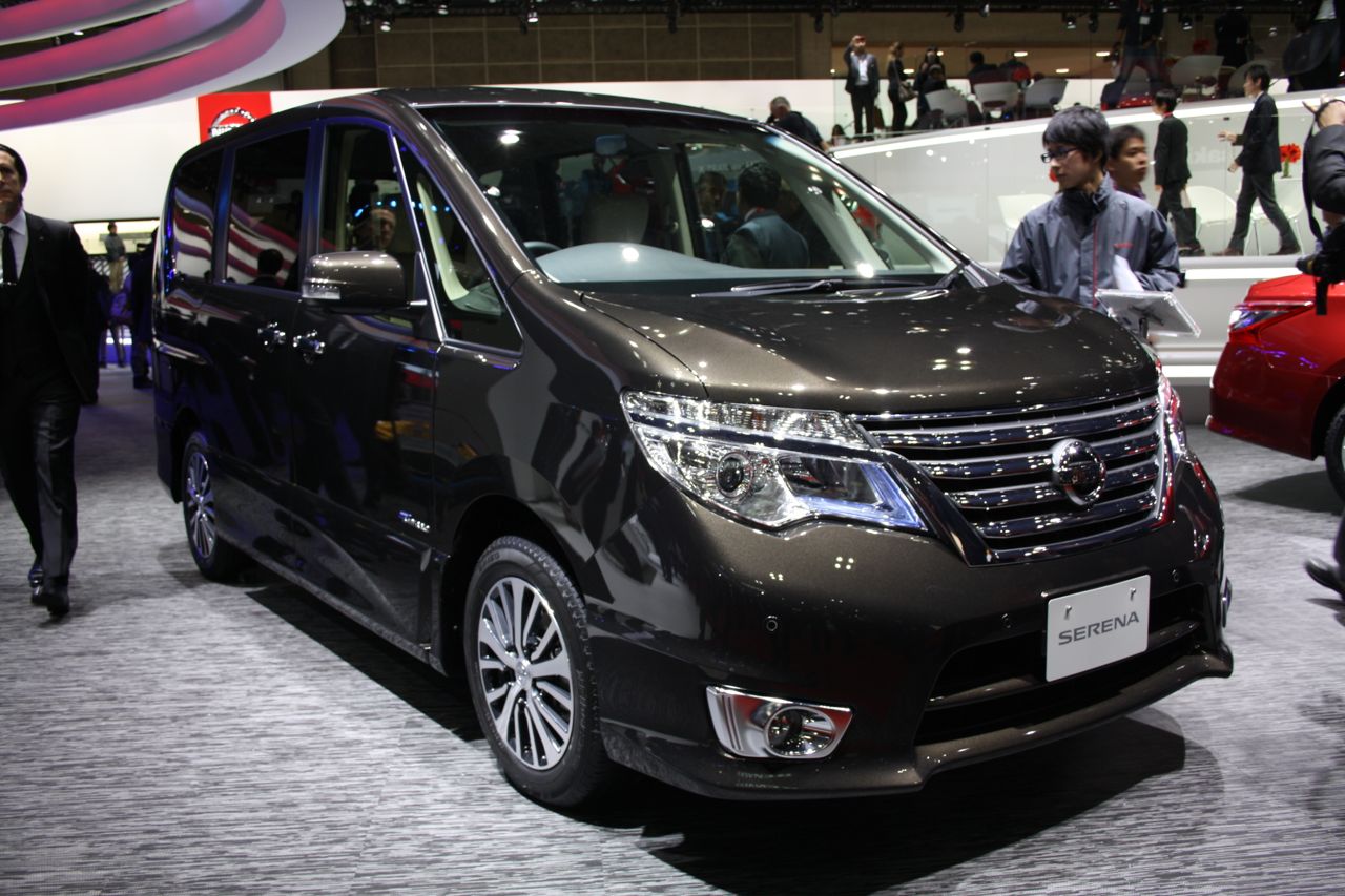 Nissan serena с 27