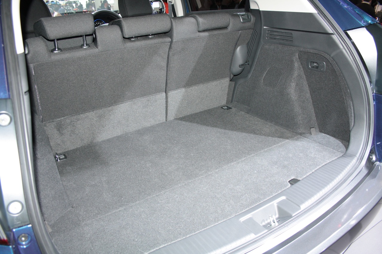 Honda Vezel boot space