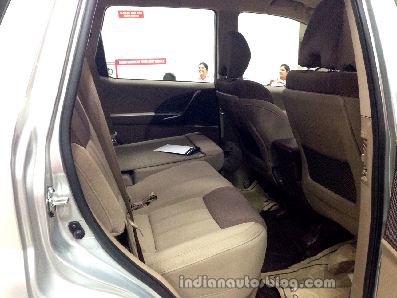 Mahindra Xuv500 W4 Rear Seats