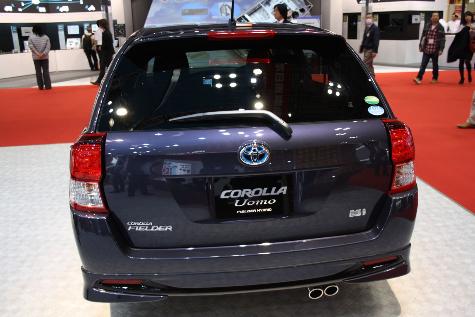 Toyota Corolla Fielder Hybrid rear