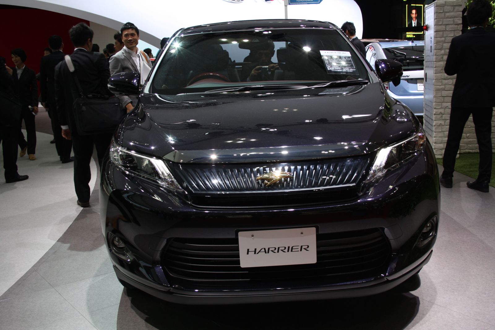 Toyota harrier 2013