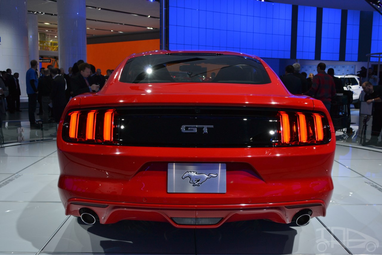 2015 Ford Mustang GT red rear view at NAIAS 2014