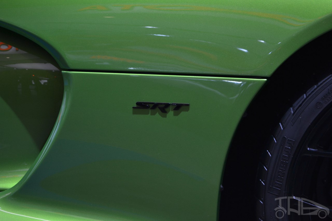 Dodge Viper Stryker Green SRT logo at NAIAS 2014