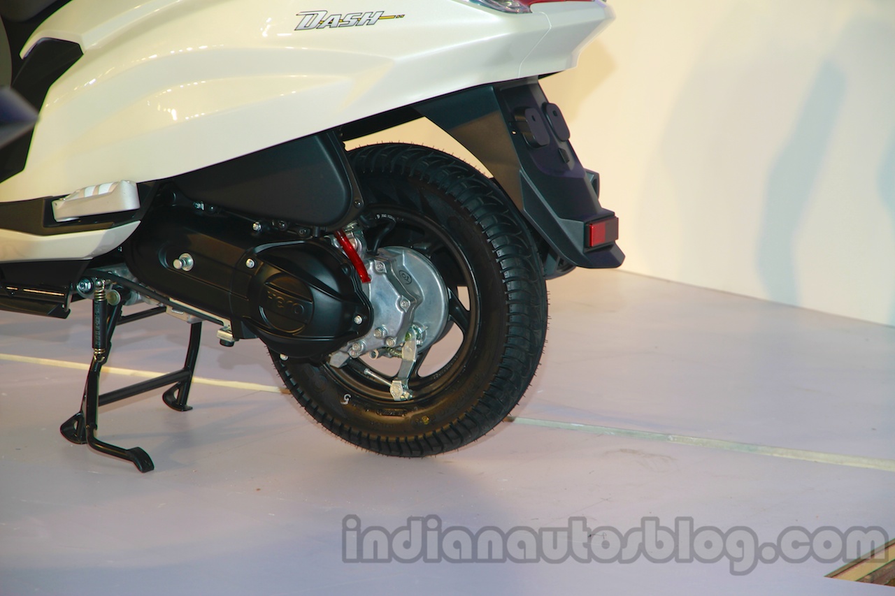 Hero Dash rear tyre