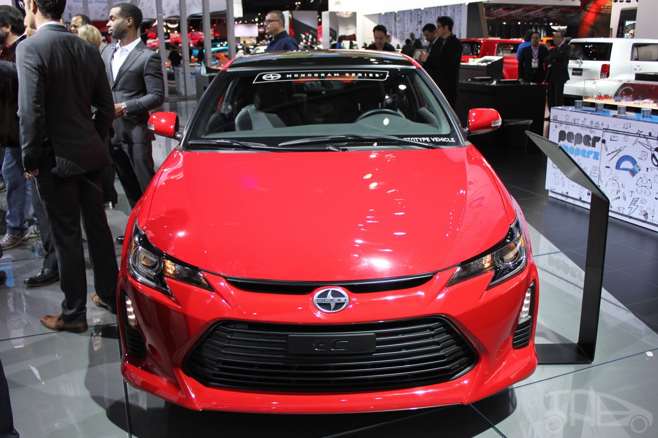 Scion tC front at NAIAS 2014