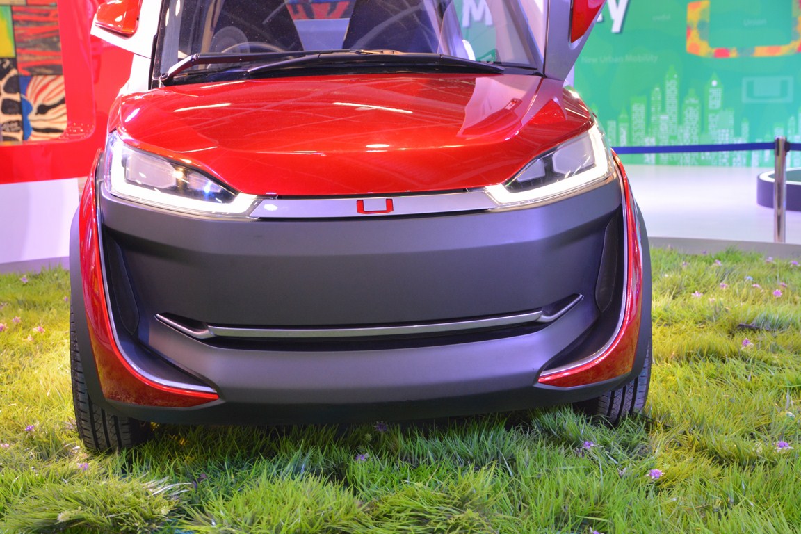 Bajaj U-Car front fascia from Auto Expo 2014