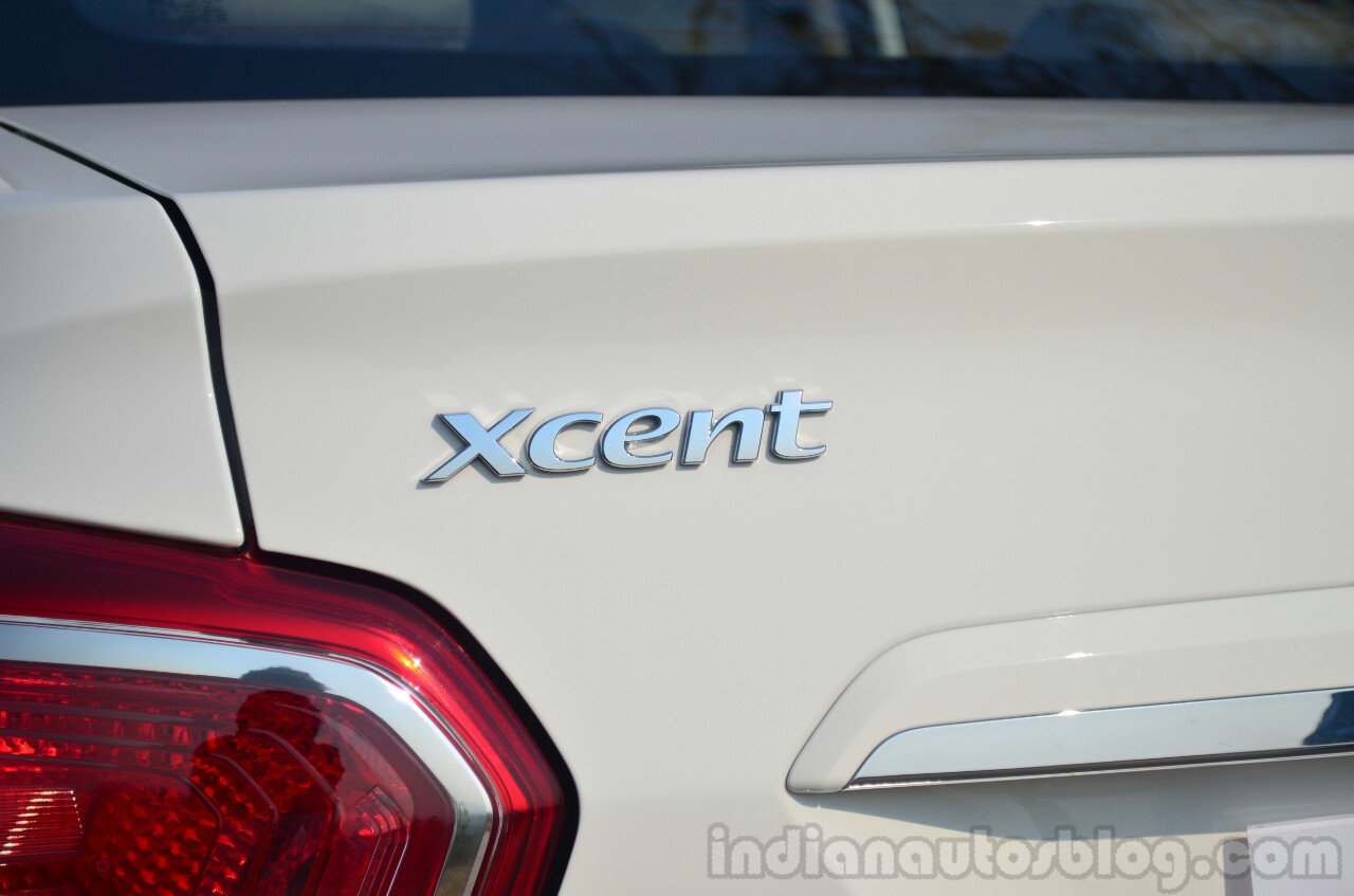 Hyundai Xcent Review badge