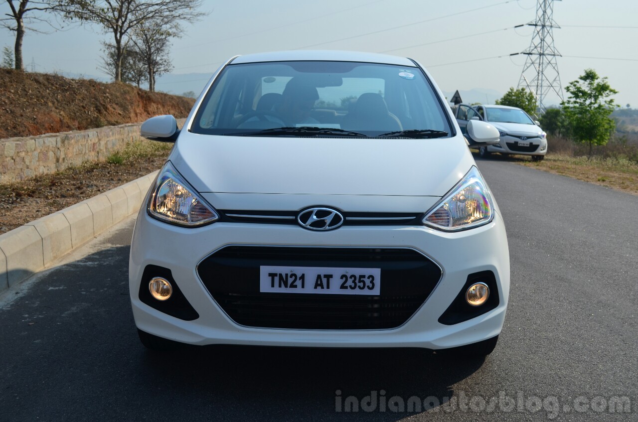 Hyundai Xcent Review front
