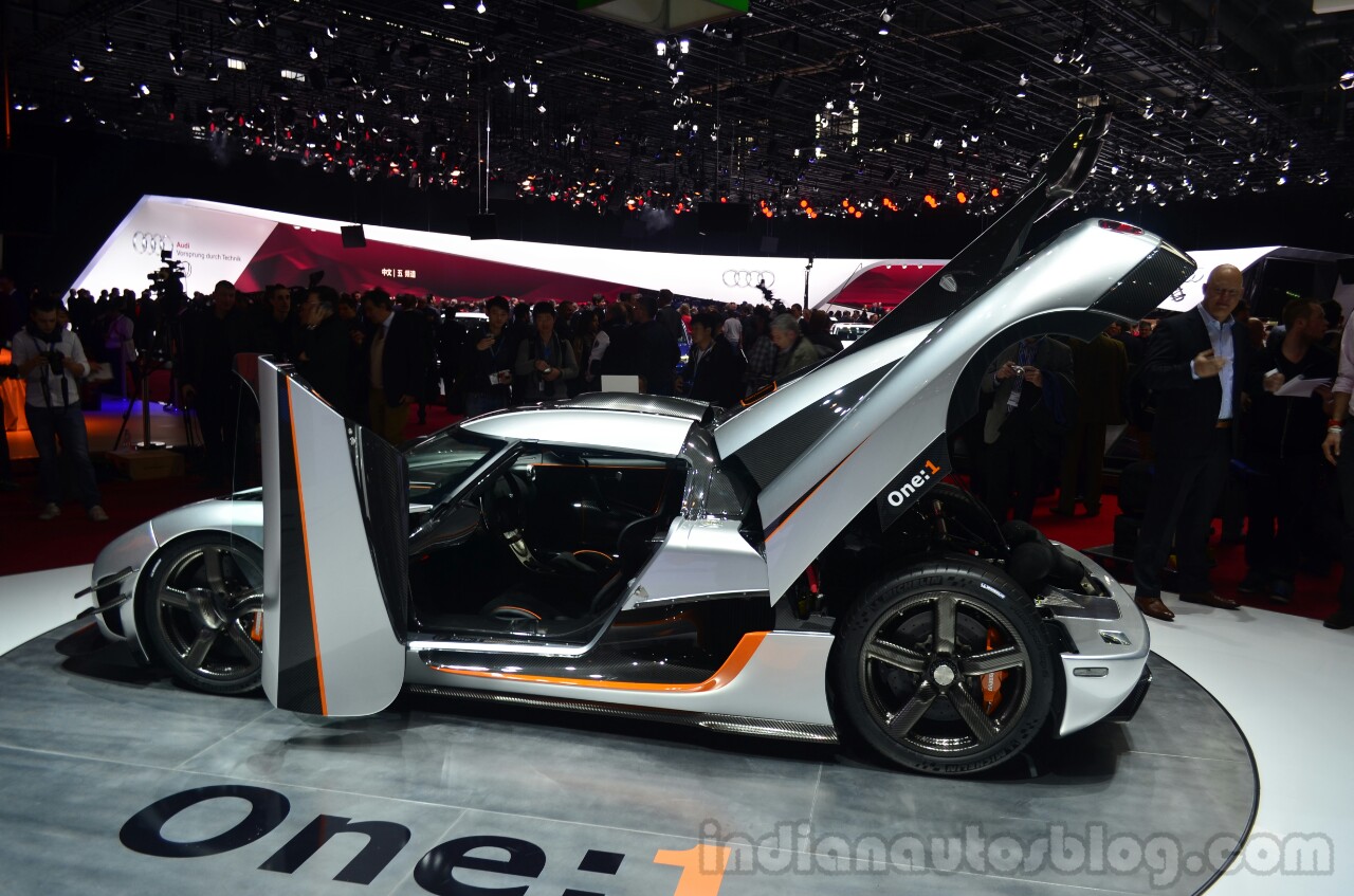 Koenigsegg One-1 doors ajar at Geneva Motor Show