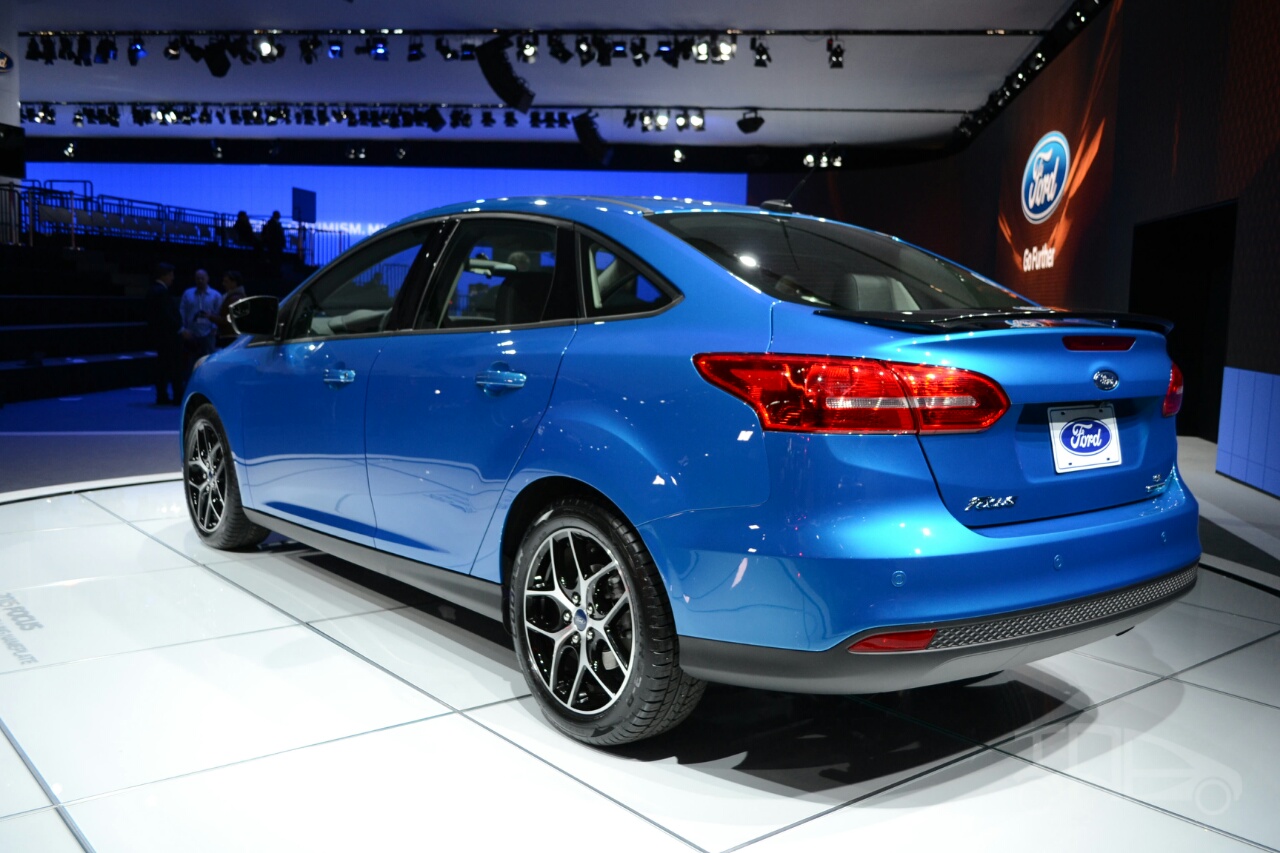 2015 Ford Focus at 2014 New York Auto Show - rear three quarter left